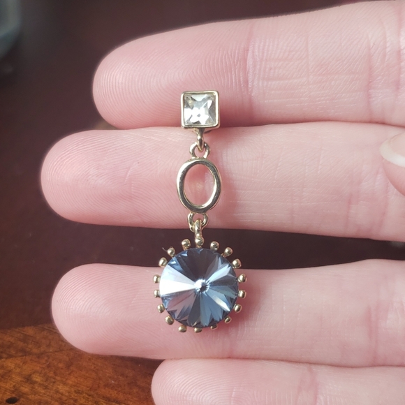 Beautiful dangling earrings - Picture 4 of 7